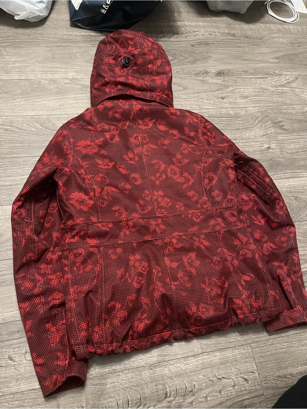 Patagonia Red water proof women’s Hooded Jacket image 3